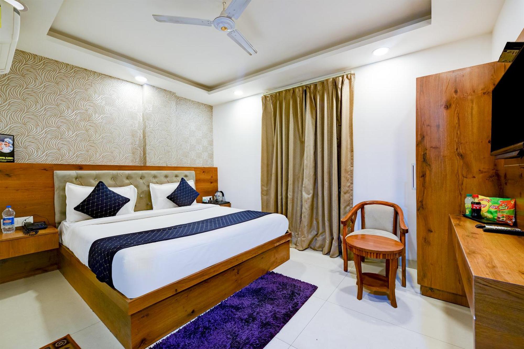 Hotel Grand Qubic Near Delhi Airport New Delhi Exteriör bild